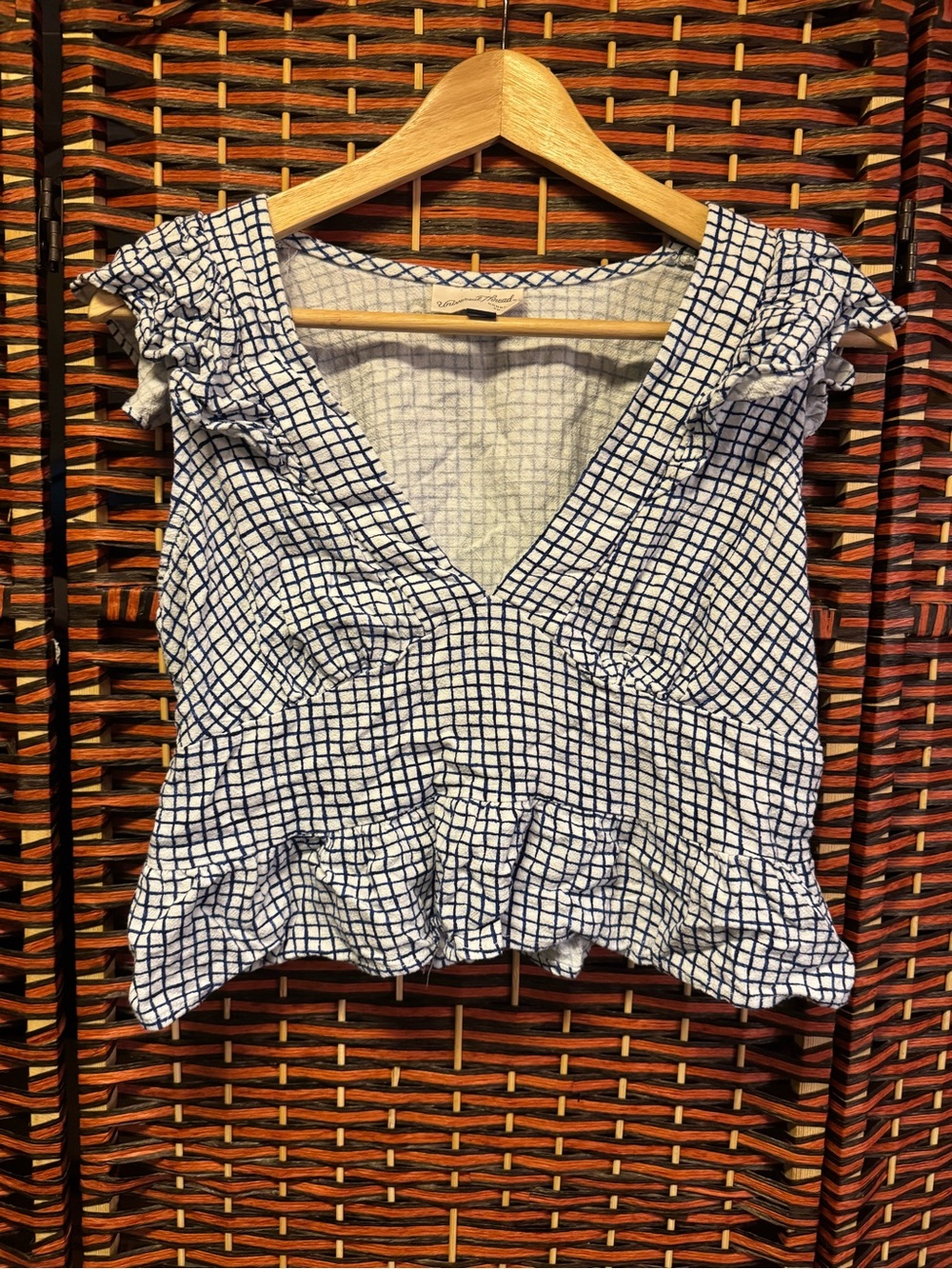 Universal Thread Blue & White Checked V-Neck Ruffle Peplum Blouse